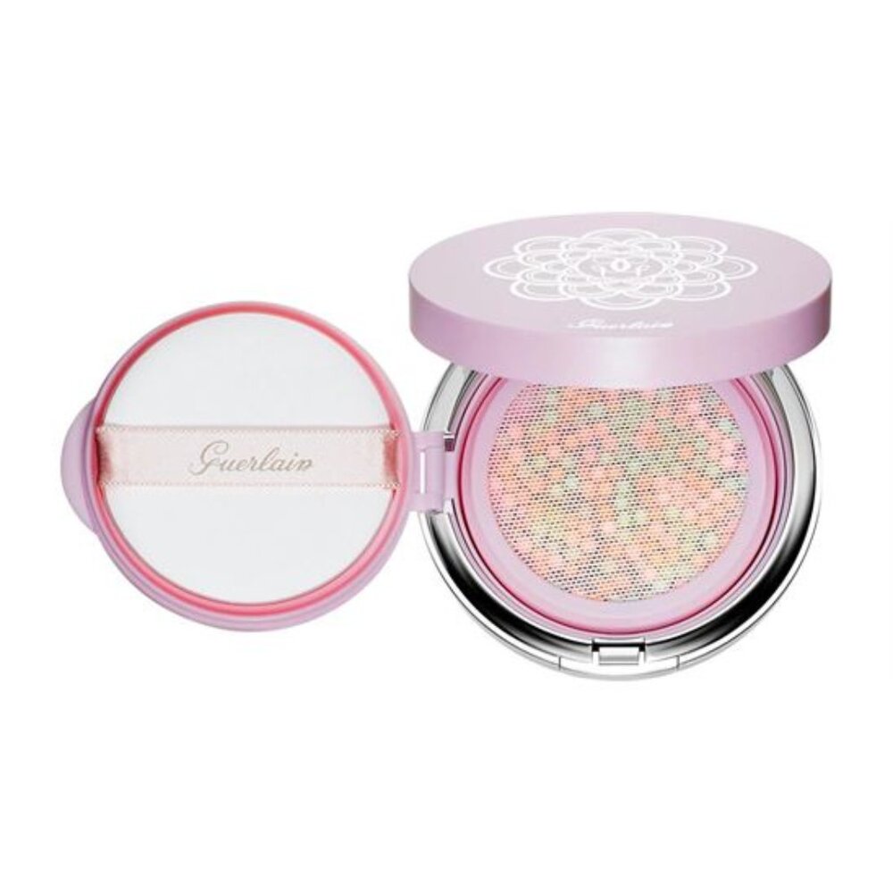 *SOLD* GUERLAIN Meteorites Glow Pearls Cushion Illuminating Pearls SPF 10 Makeup